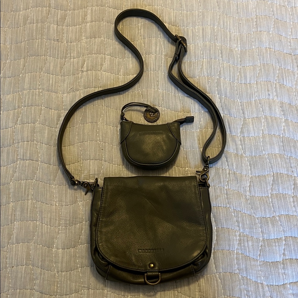 Olive Green Crossbody Bag Set, The Wanderers Travel Co, NWOT